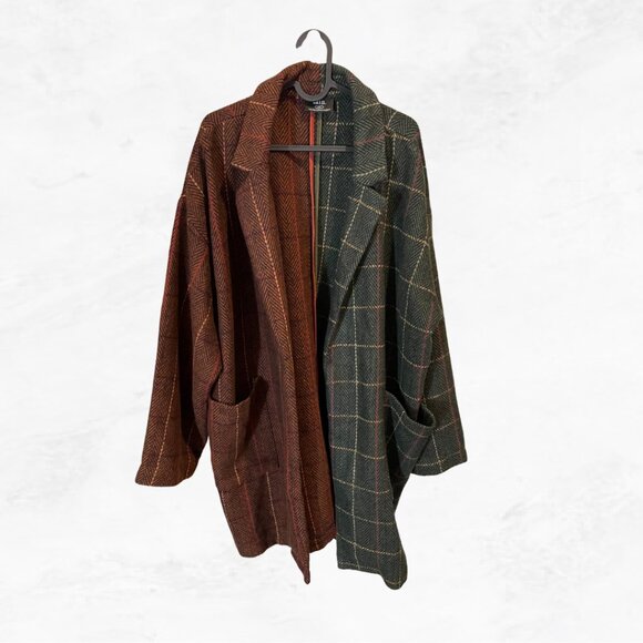 Dressed in Lala Scorpio OG Half + Half Oversized Coat - Picture 3 of 6